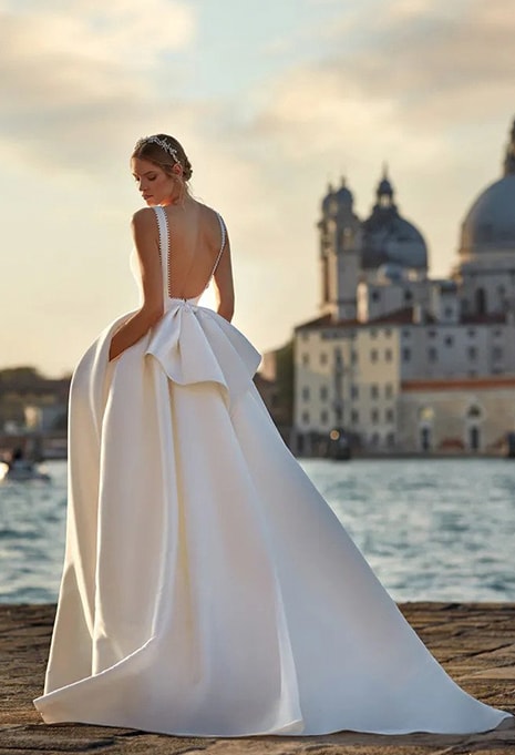 Lauretta